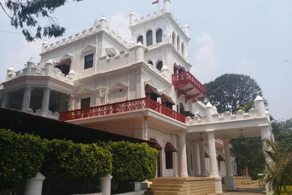 Cheapest Oakwood Residence Prestige Whitefield Bangalore Call Girls